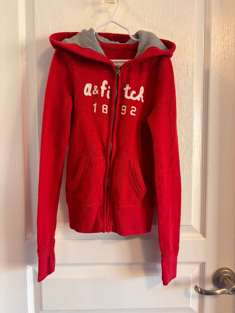 Abercrombie Kids Red Full Zip Hoodie Sweatshirt Size Small S Embroidered Logo